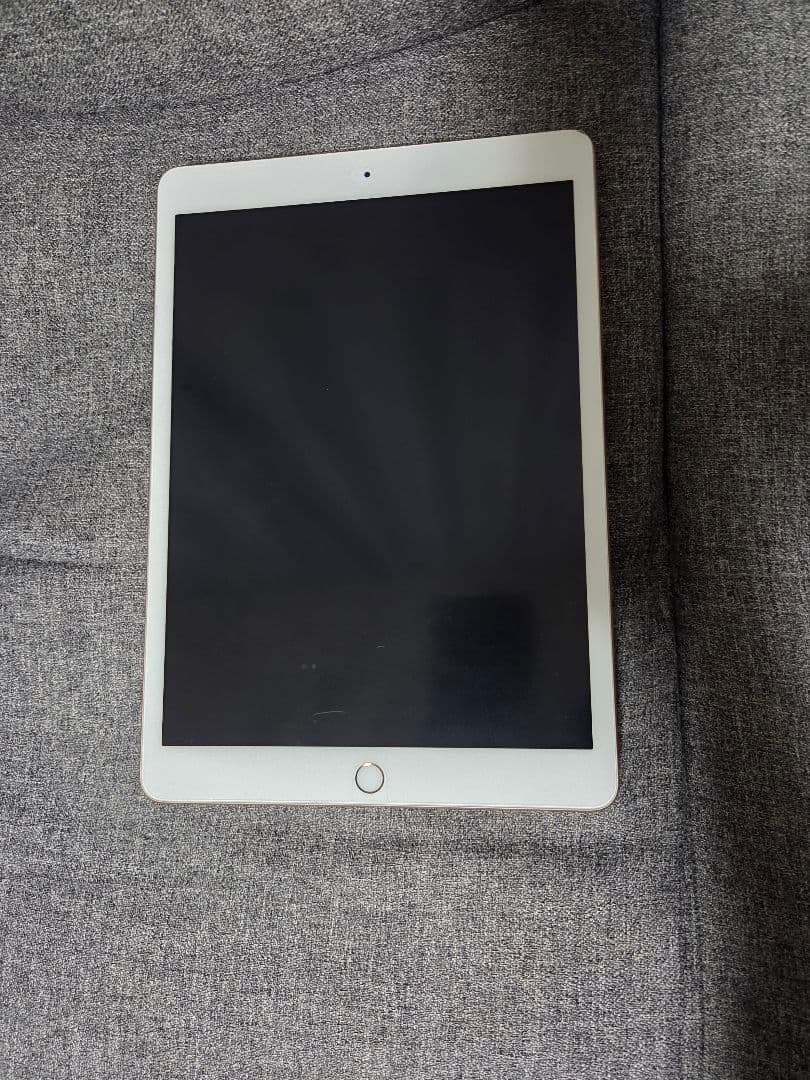 T*n様 【ペンシル付き】Apple iPad 第７世代　ピンクゴールド 本体