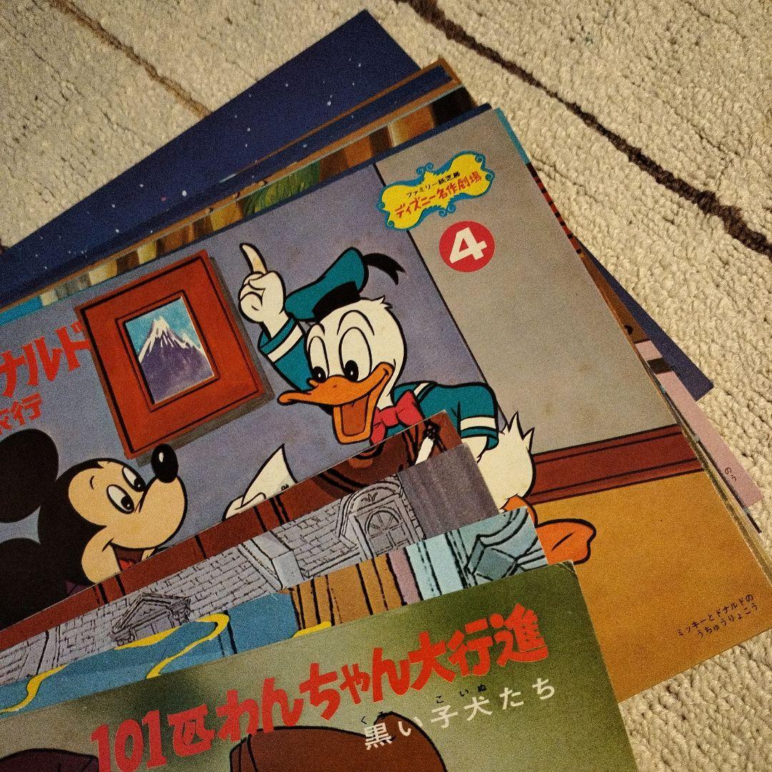 おまけ付き！紙芝居専用 木製ステージと紙芝居2タイトルのお得セット