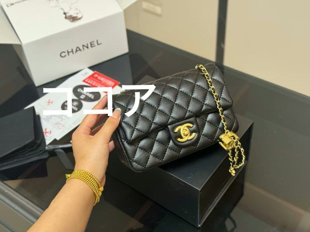 VIP限定 MAKE UP CHANEL ブラックレザー ショルダーバッグ