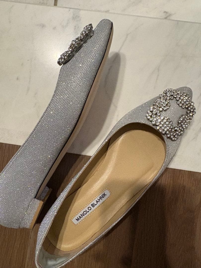 MANOLO BLAHNIK マノロブラニク ハンギシ グリッターフラット