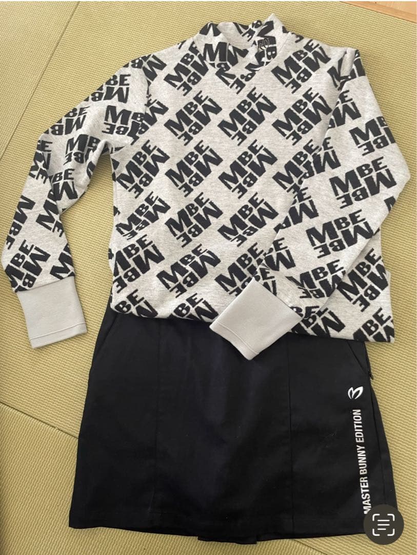 新品！マスターバニー　ロゴプリント ハイネックセーター サイズ2
