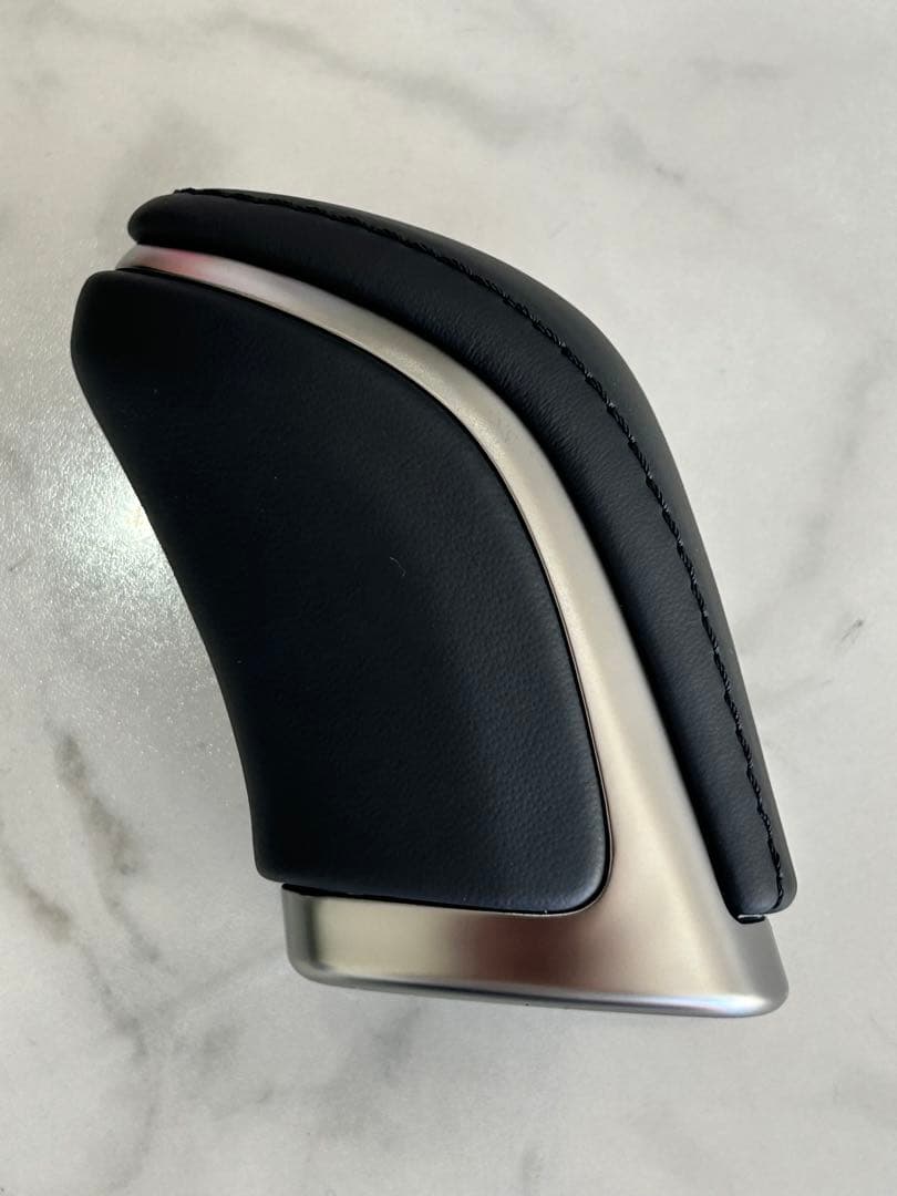 純正・新品　LEXUS　本革シフトノブ　40アルファード ヴォクシー　シエンタ