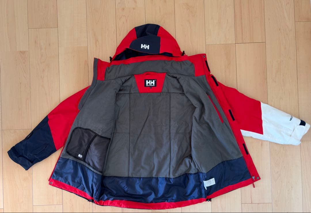 Helly Hansen スキーウェア　スノボウェア　Mサイズ