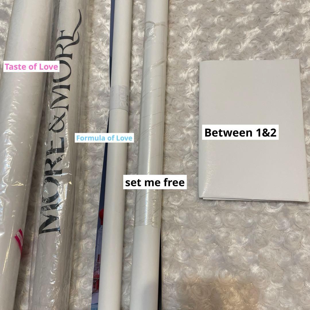 TWICEアルバム26点 ・ポスター8枚まとめ売り