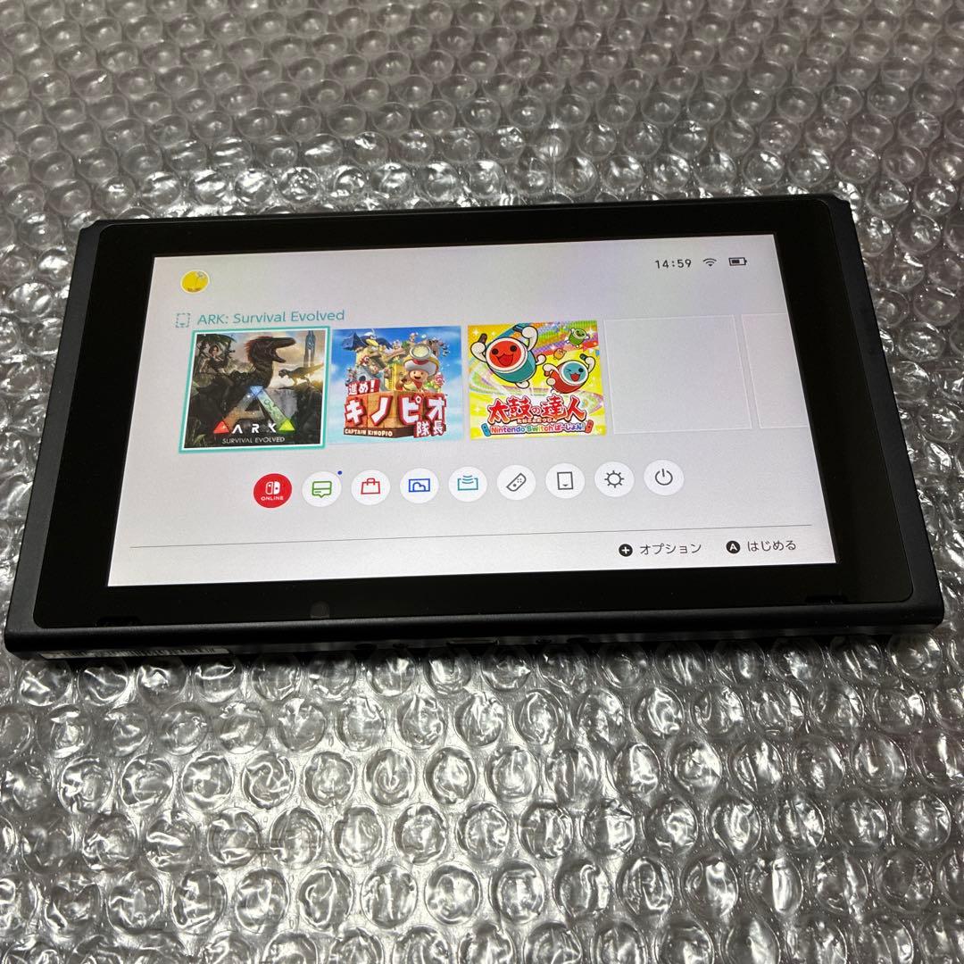 6 Nintendo Switch 本体　初期型