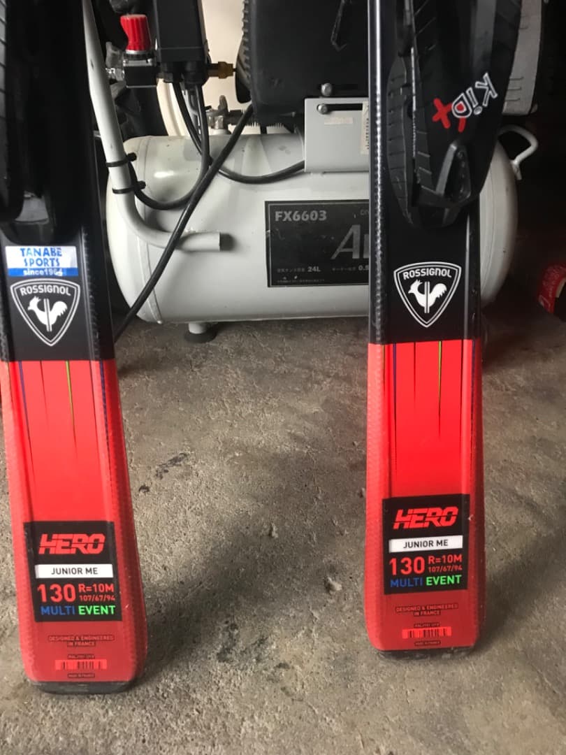 ジュニアロシニョールスキー板130、新品ストックプレゼント、