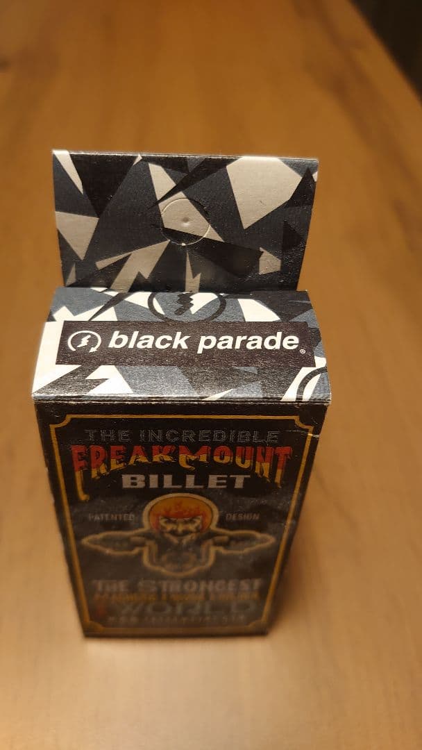 T*O様 ブラックパレードとFreakmountコラボ商品 マグネット式電話ホル