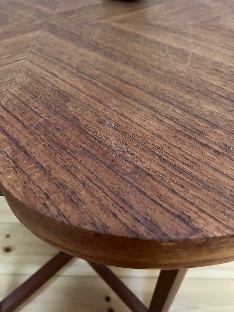 週末セールヴィンテージ　お花の形の折り畳みサイドテーブル　チーク