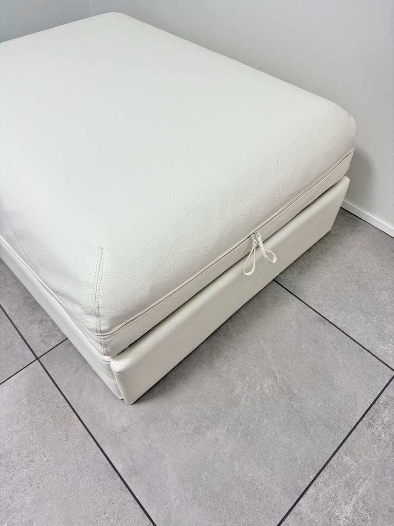 イケア/ソファベッド/ VALLENTUNA ヴァレントゥナ/ホワイト/レザー