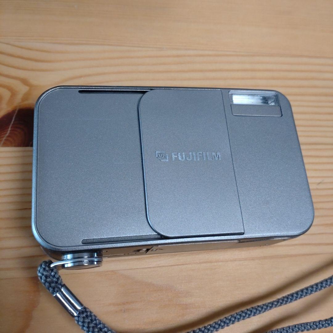 富士フィルム　カルディアミニティアラ　フィルムカメラ