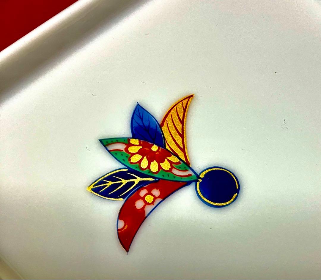 お正月　翔山窯　羽子板皿　小皿　羽子板箸置き　お椀　醤油差し　両面　半月盆付き