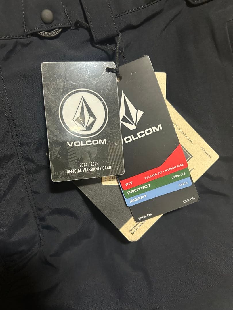 最終価格！新品⭐︎volcom L-GORE TEXパンツ　Lサイズ