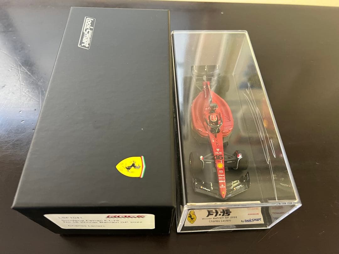 「貴重」F1-75 Charles Leclerc フェラーリ直筆サイン入