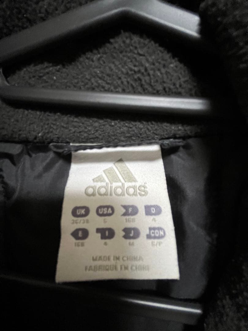 ADIDAS リヴァプール ベンチコート M 黒 赤 白