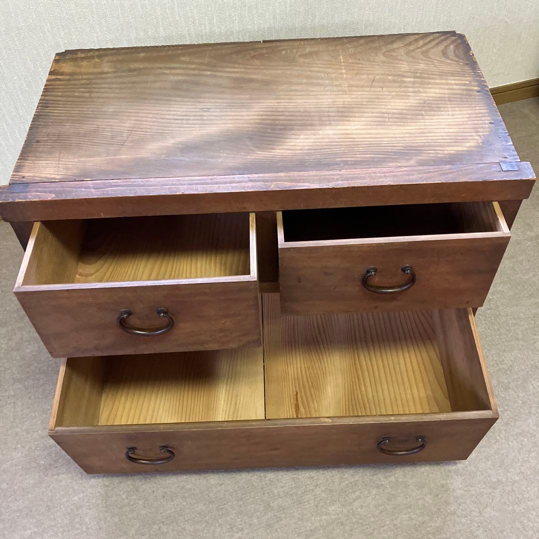 銅の取手金具のレトロなニ段引き出し（ローチェスト）
