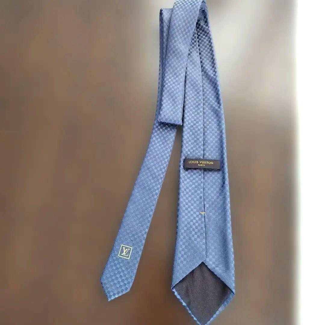 美品Louis Vuitton グレー チェック柄 ネクタイ