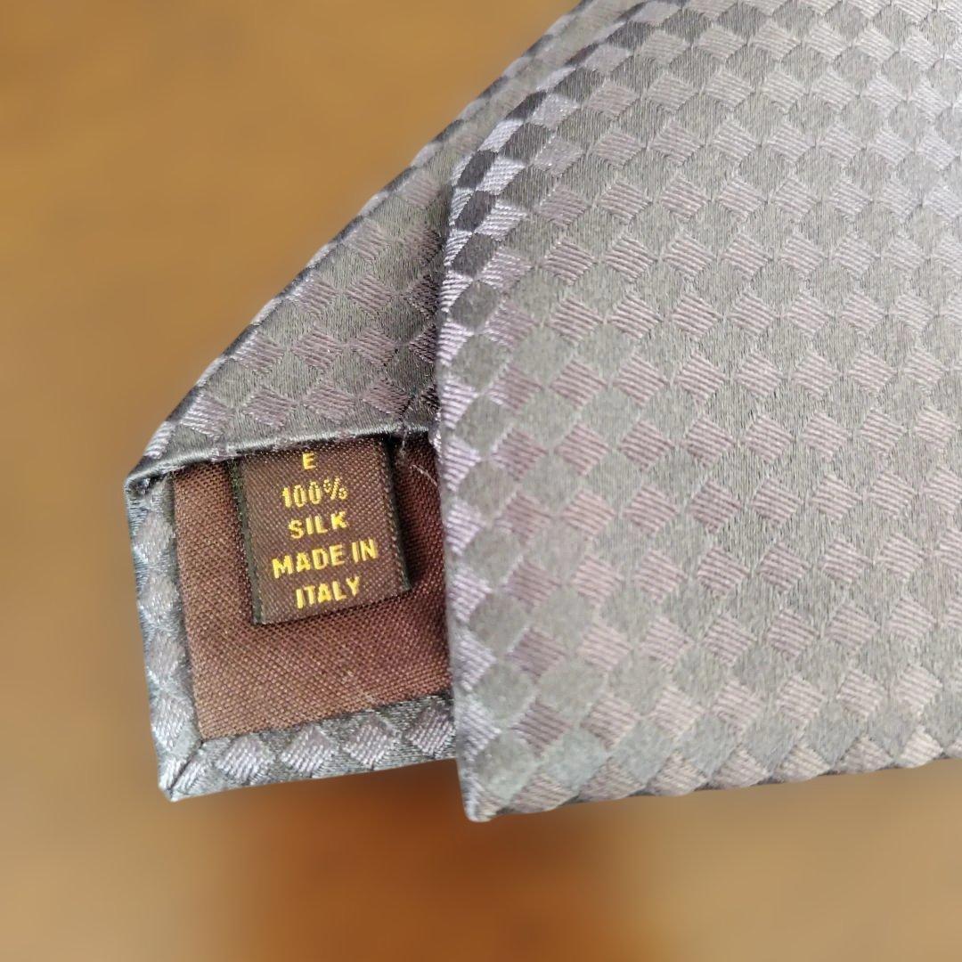 美品Louis Vuitton グレー チェック柄 ネクタイ