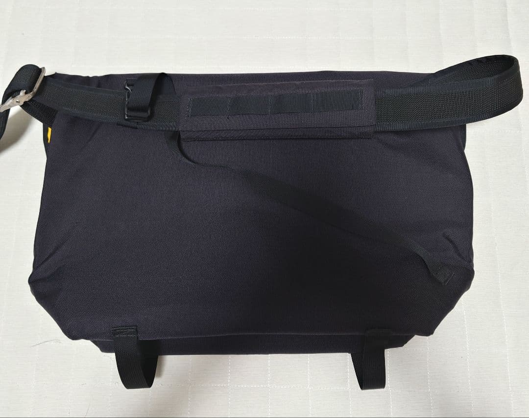 未使用級Under The Weatherアンダーザウェザーメッセンジャーバッグ