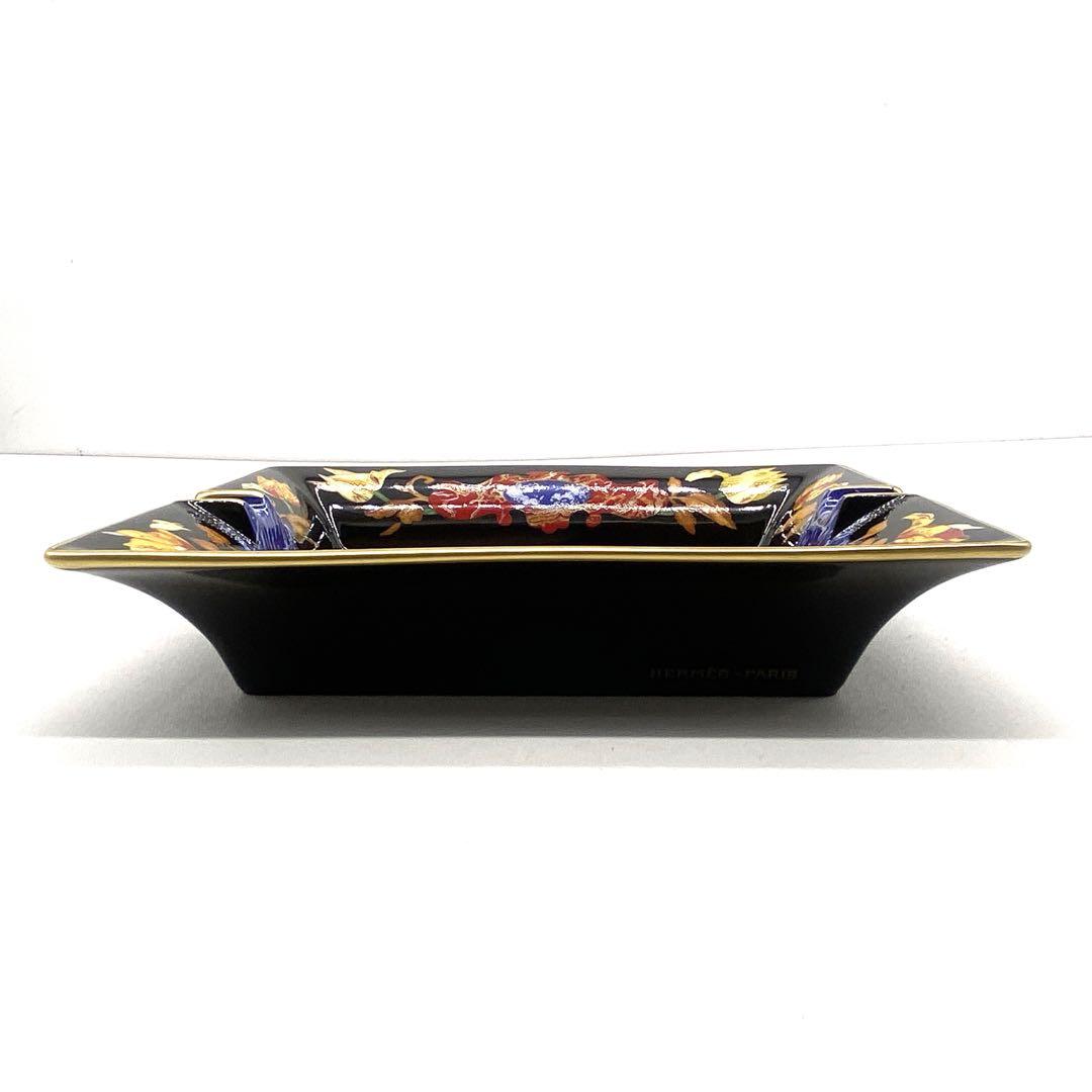 極美品✨HERMESエルメス　灰皿　アッシュトレイ　花　扇子　動物　ブラック