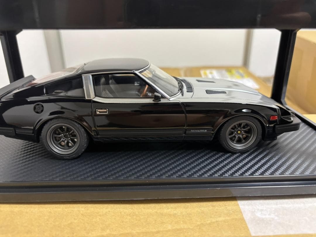 イグニッションモデル　フェアレディーZ（S130）ブラックシルバー　IG3517