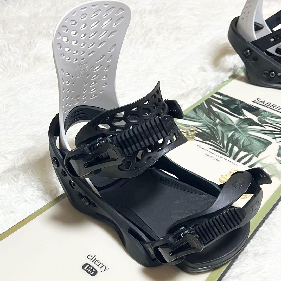 【美品】SABRINA cherry 135 スノーボード　FLUX PR S