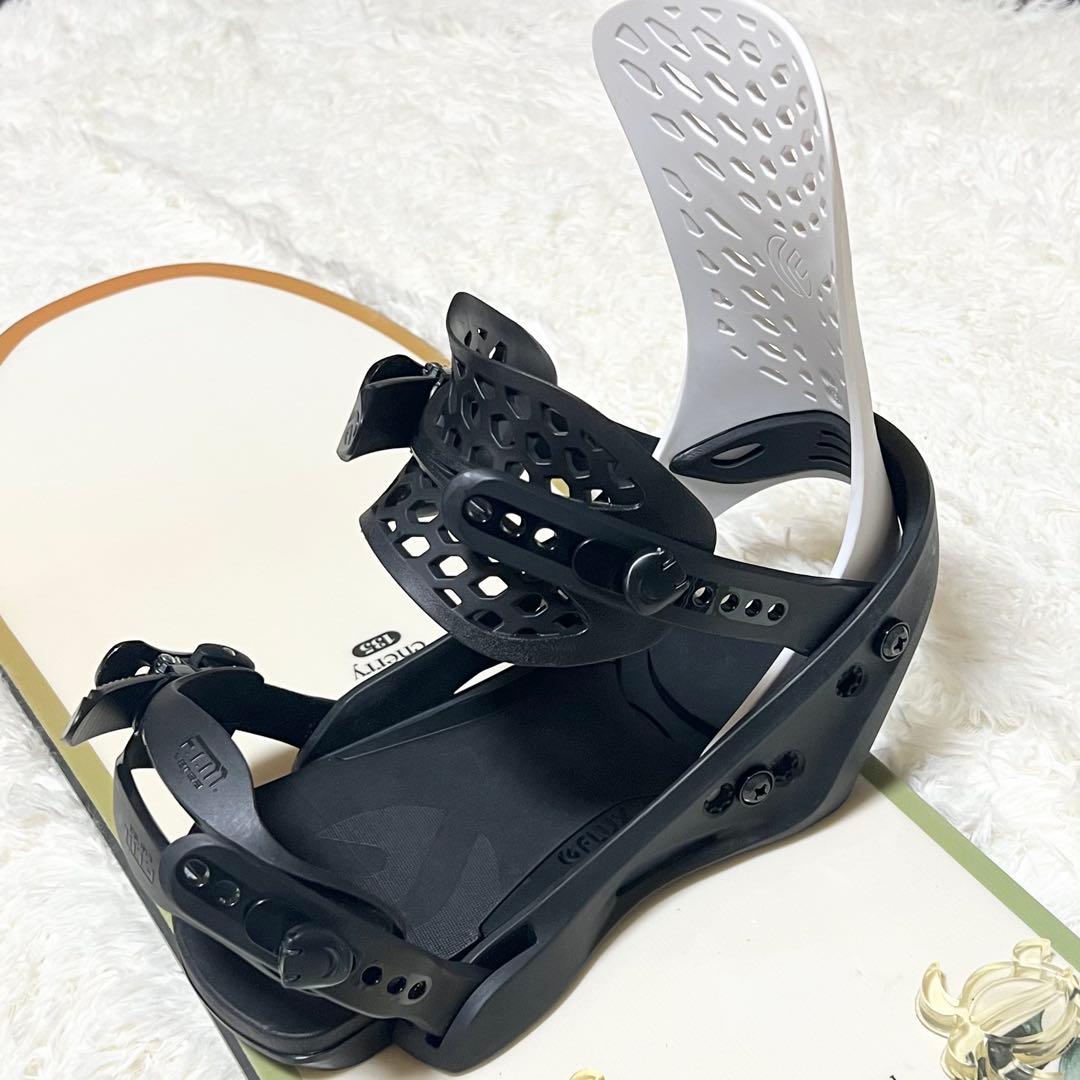 【美品】SABRINA cherry 135 スノーボード　FLUX PR S