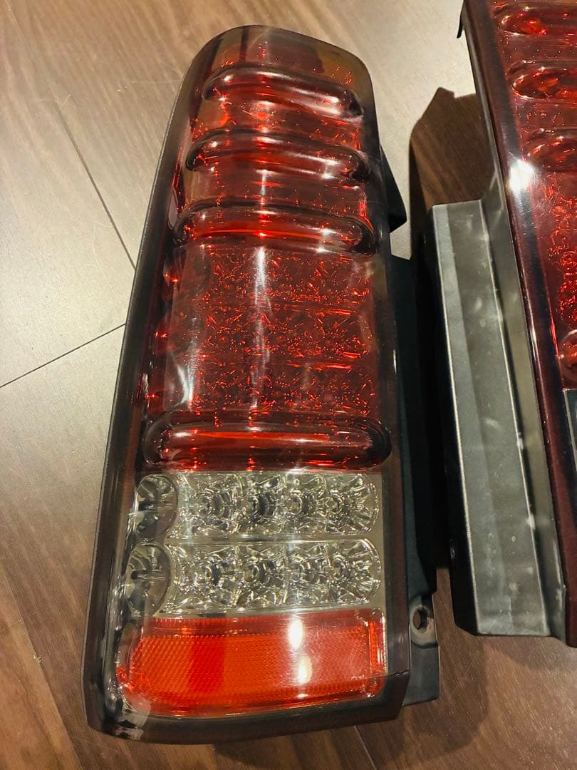 ★ジムニー JB23W 1型-10型 エムブロ サンダーLEDテール 中古品★