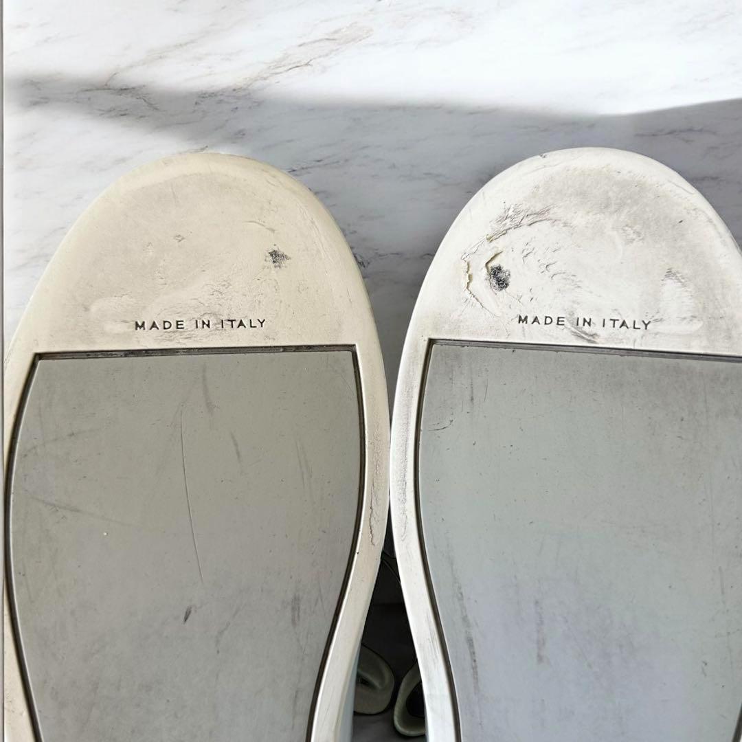 CHANEL ココマーク　型押し　ホワイト　シルバー　スニーカー　24cm