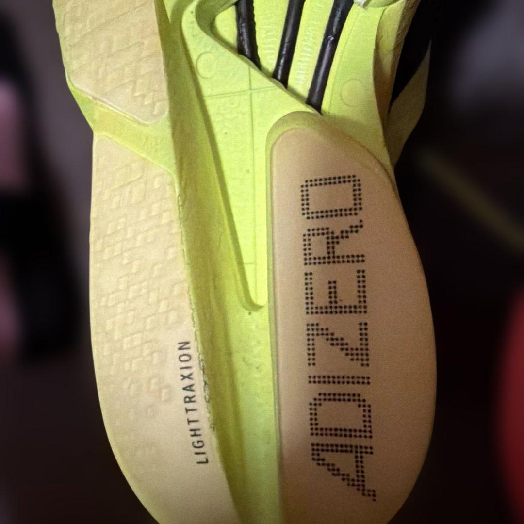 アディオスプロ4 左右非対称カラー　25㎝