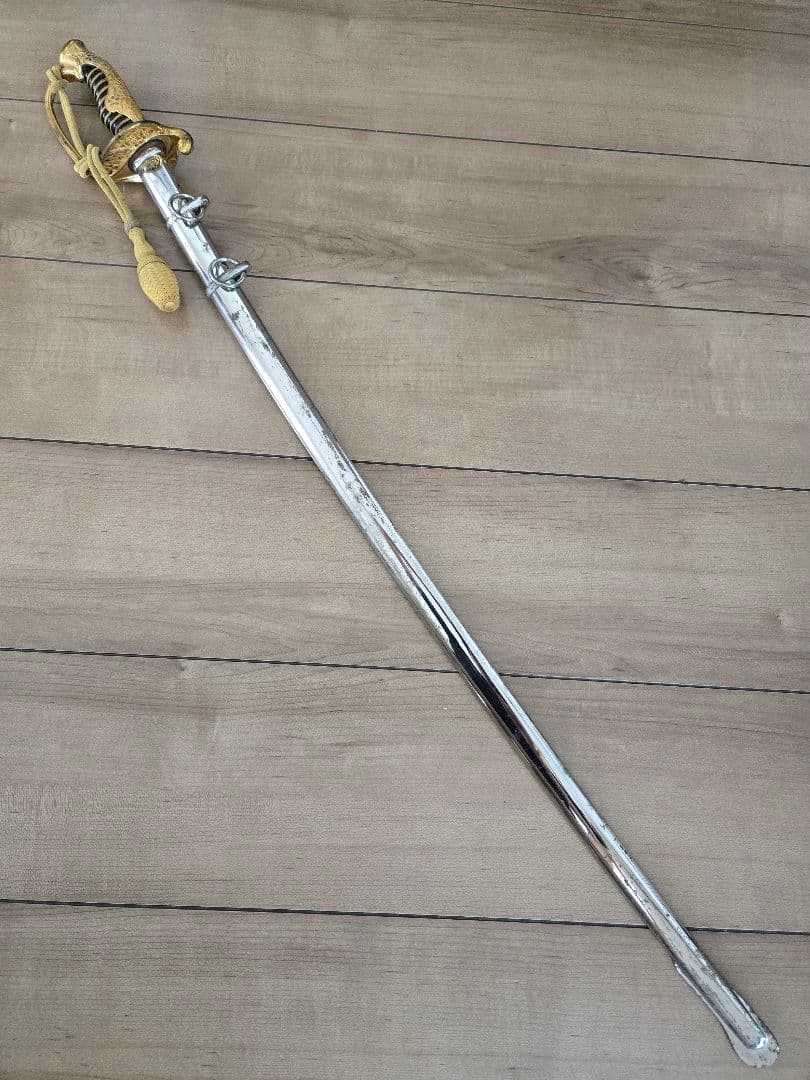 日本陸軍　実物　美品　将校サーベル/模造刀身入り　刀緒付き
