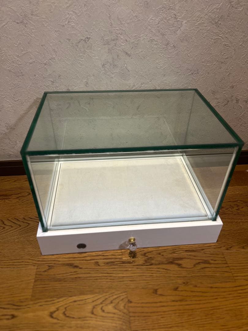 ガラスケース ショーケース ディスプレイ コレクション