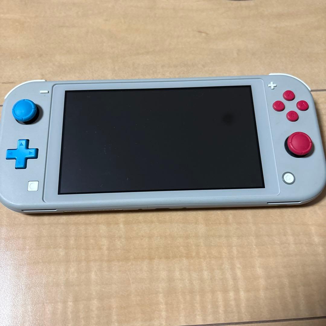 Nintendo Switch Lite ポケモンモデル