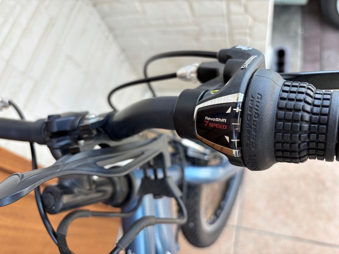 【鍵・ドリンクホルダー付】GIANT XTC JR 2O LITE