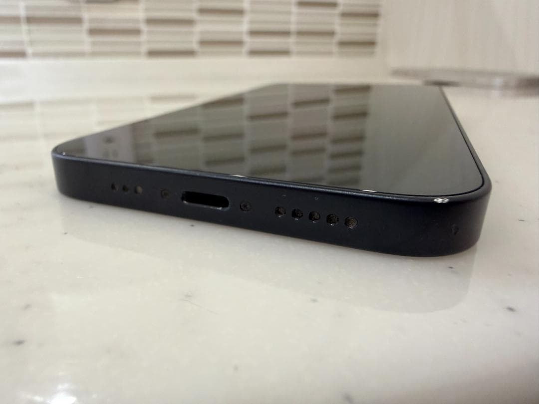 美品 SIMフリー iPhone14 256GB ミッドナイト