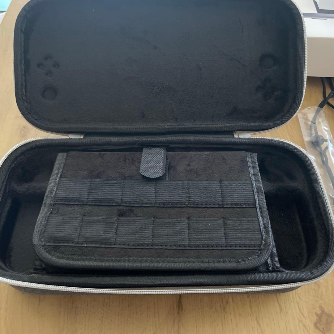 Nintendo Switch 2【ケース付き★】