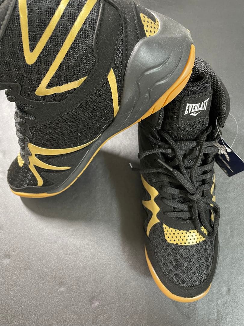 エバーラストローカットボクシングシューズ