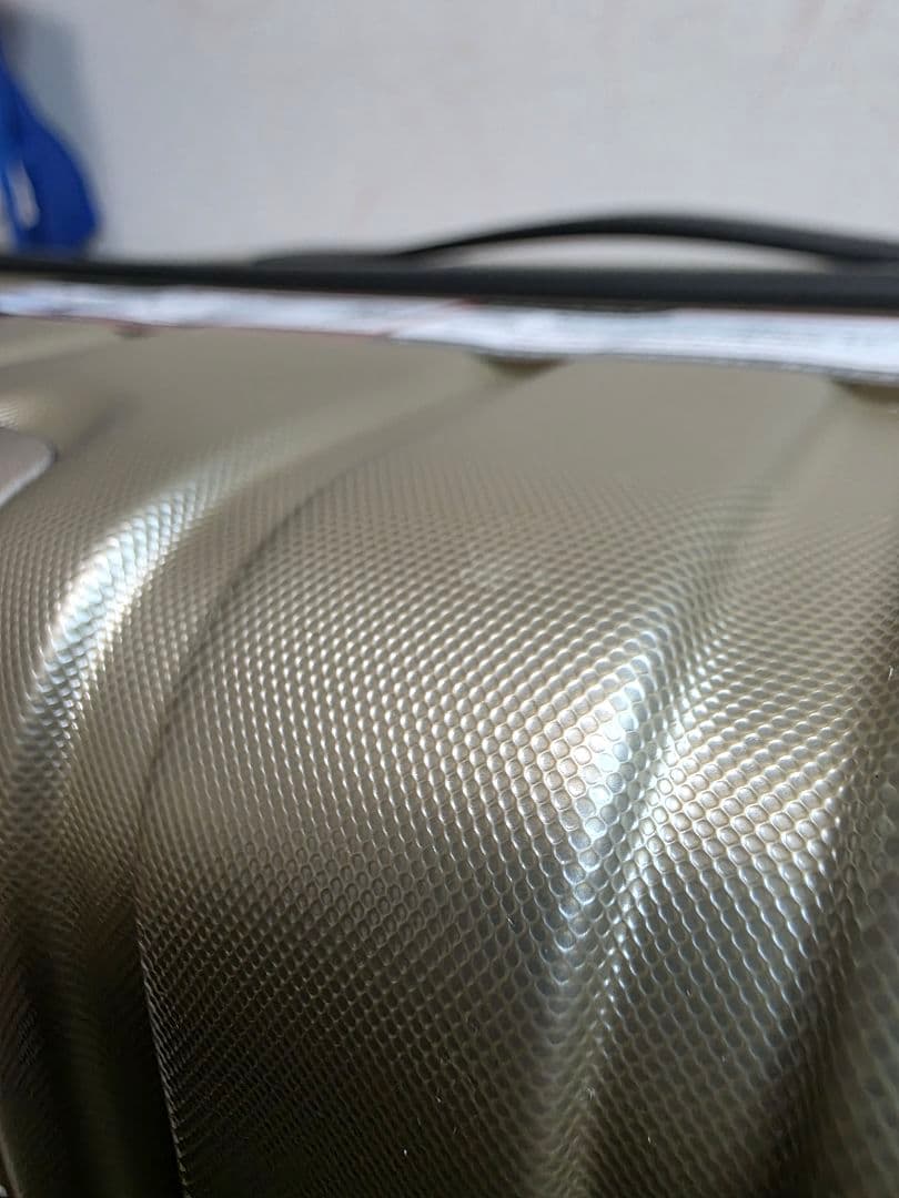 新品/未使用 MAIMOスーツケース　ゴールド　Mサイズ