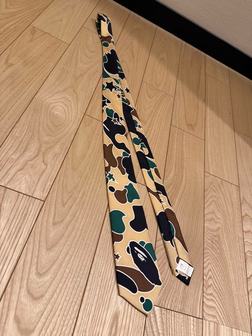 最終値下げ‼️A BATHING APE カモ迷彩ネクタイ