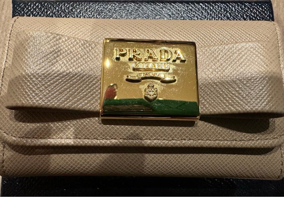 PRADA キーケース サフィアーノフィオッコ CAMMEO