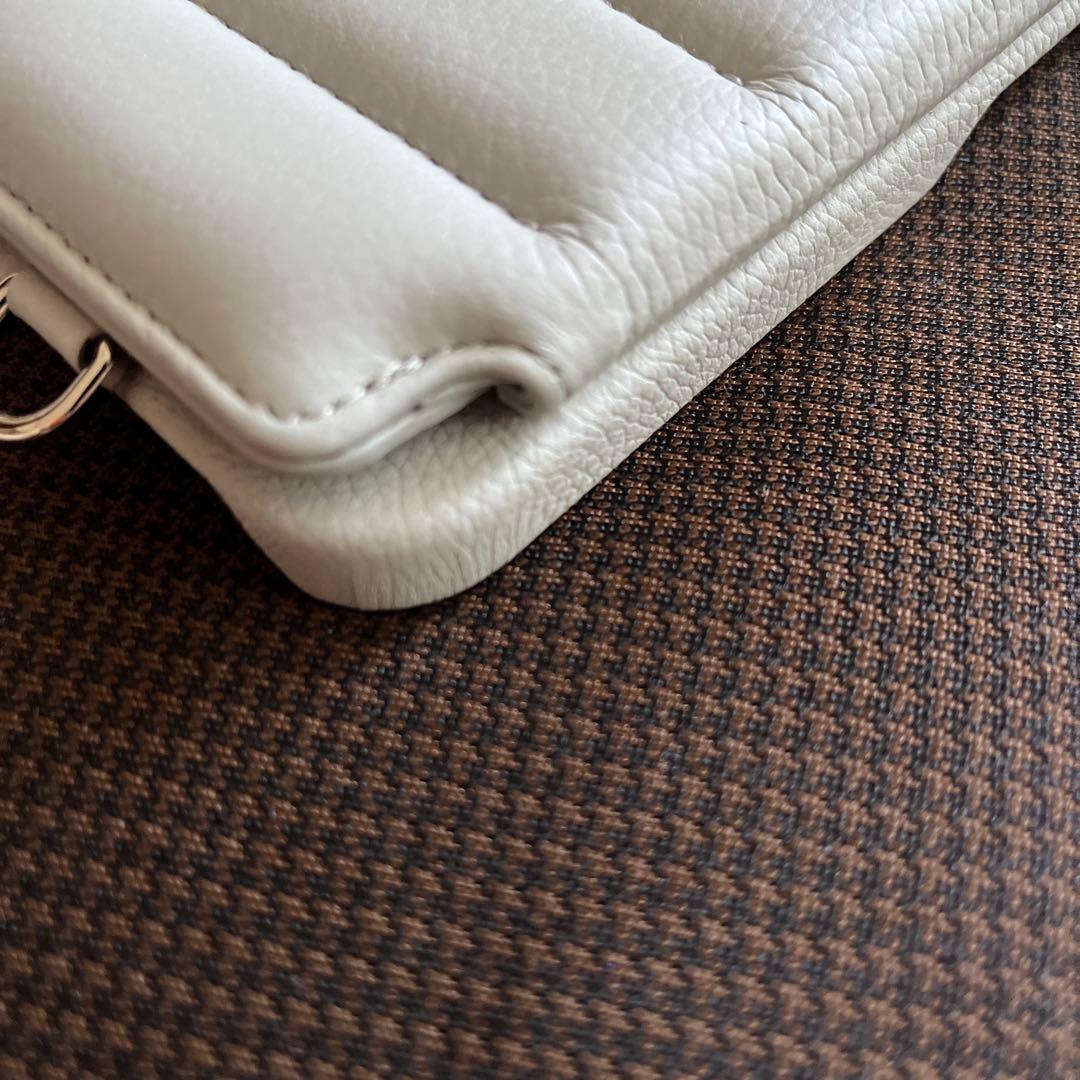 DEMIU iPhoneケース 16pro BALLON パール