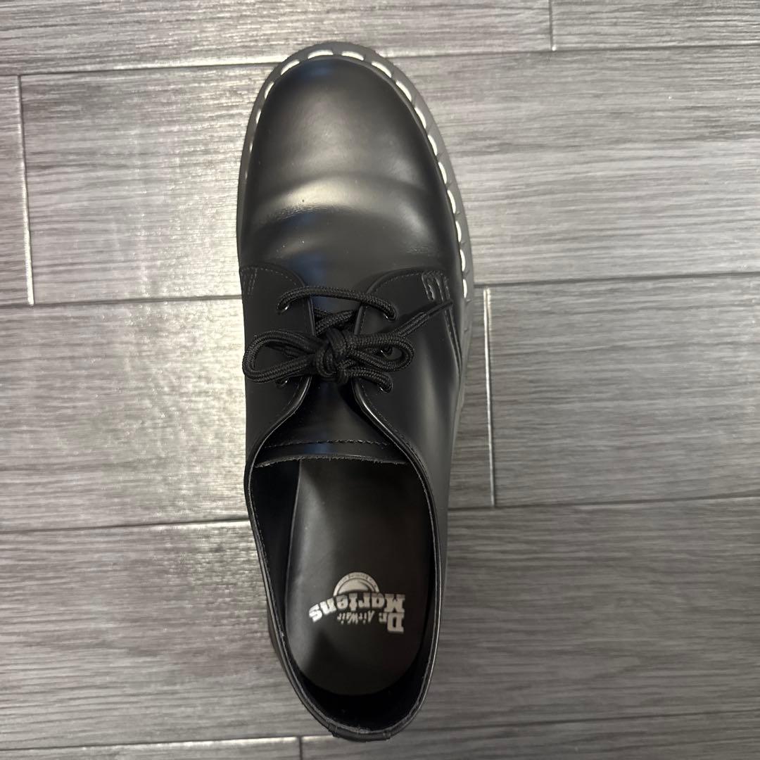 ドクターマーチン3ホール　UK9