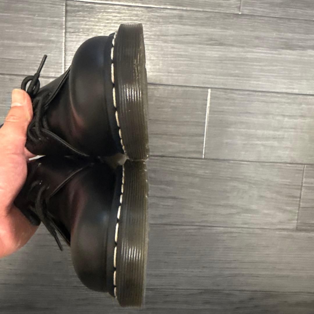 ドクターマーチン3ホール　UK9