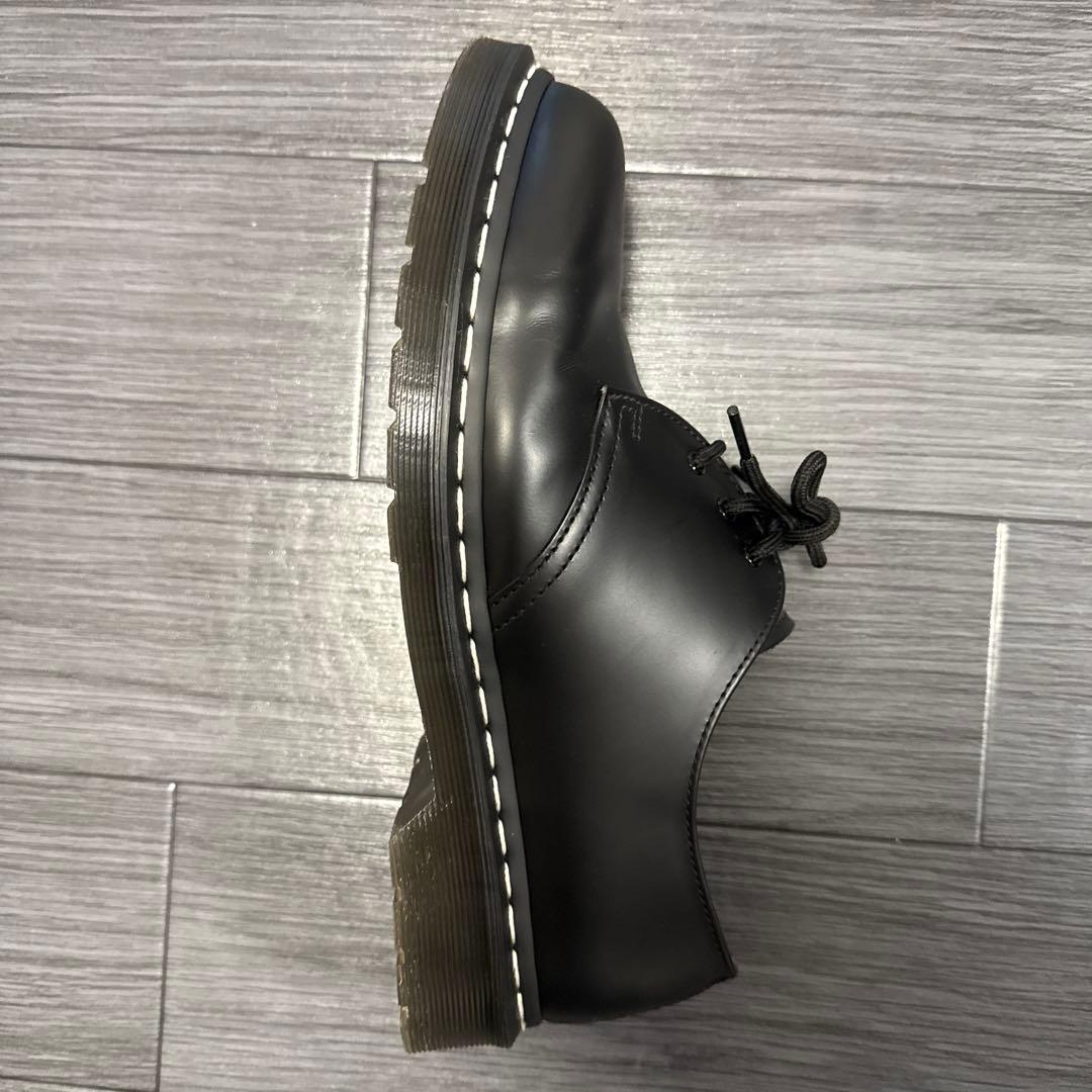 ドクターマーチン3ホール　UK9