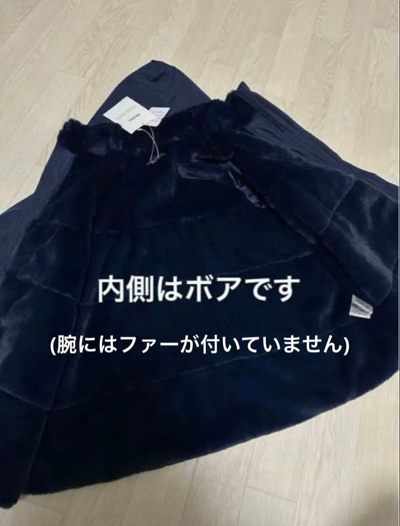 新品 BeBe（べべ） 【撥水加工】タフタ 裏ファー 中綿 ブルゾン　140