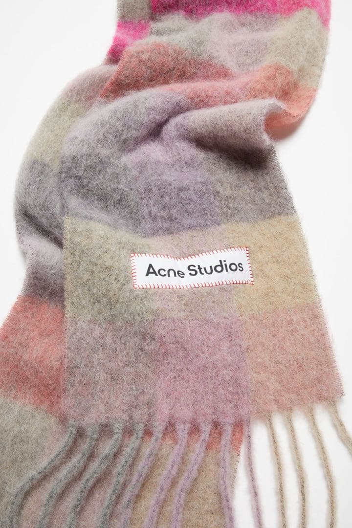 Acne studios モヘアチェックスカーフ ピンク