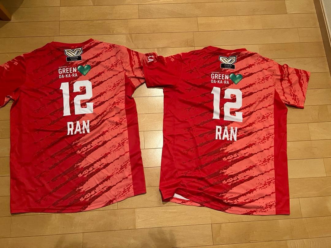 サントリーサンバーズ バレーボールレプリカシャツ 赤 12 高橋藍 2枚セット