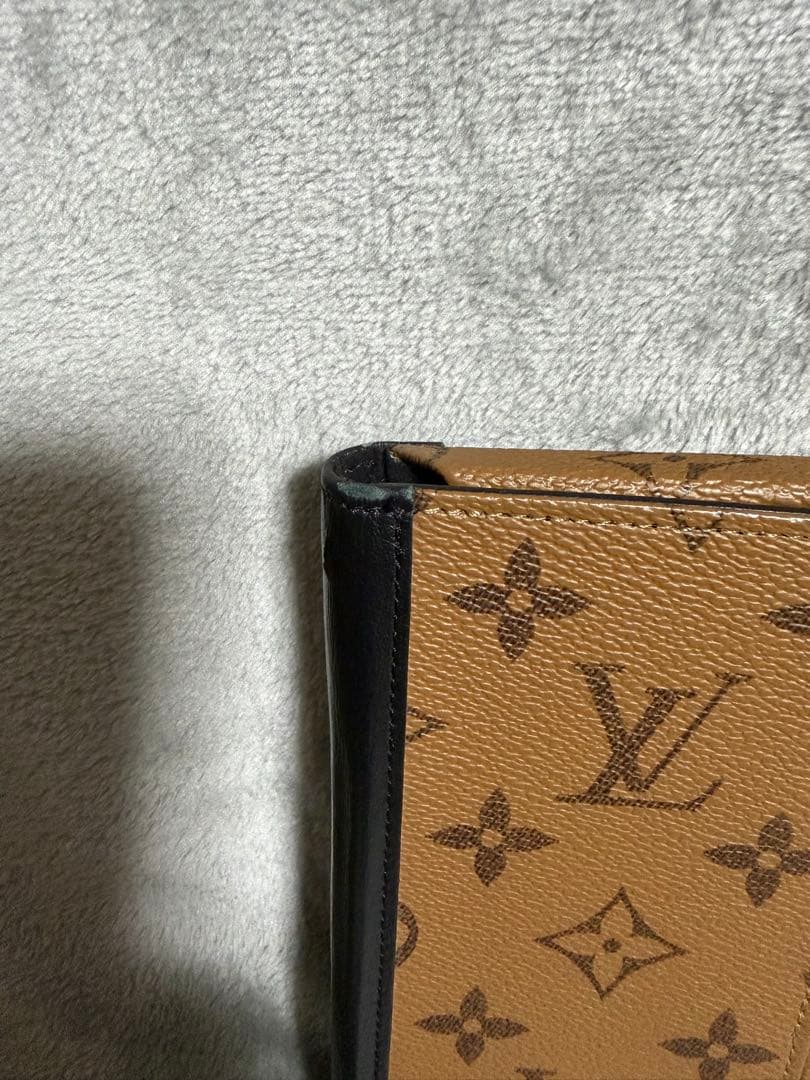 ルイヴィトン iphone14pro ケース フォリオ