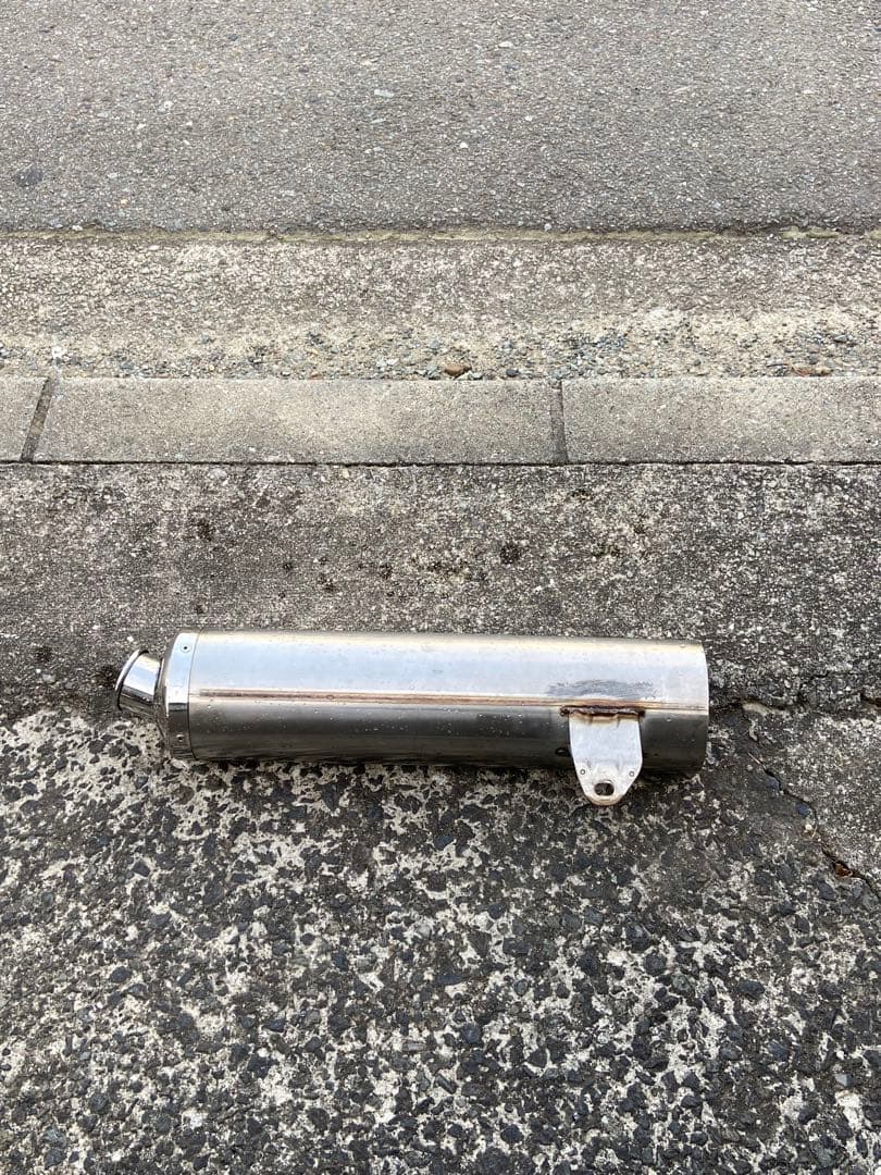 カワサキZRX400 サイレンサー　中古品