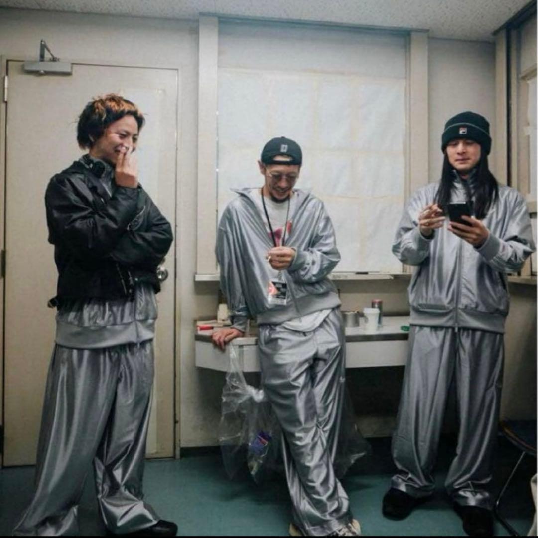 【即完】常田大希着用！adidasオーバーサイズファイヤーバードトラックパンツ