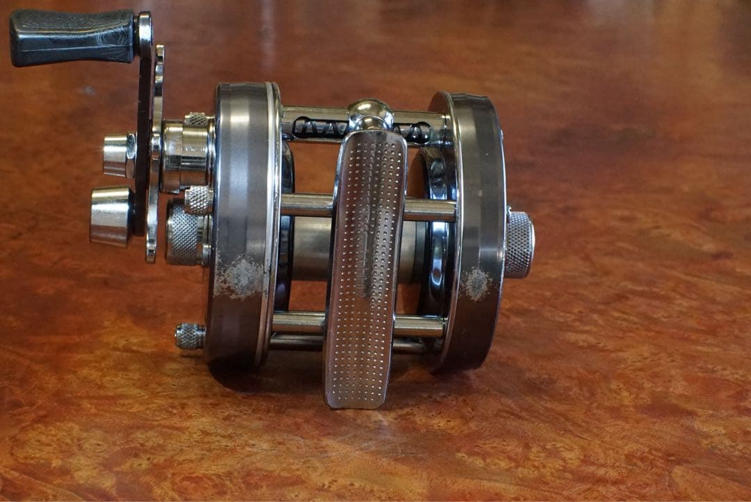 ABU アンバサダー 5500C ビッグA メンテ済 フレーム修正済